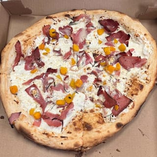 Prosciutto Zucca Pizza Medium